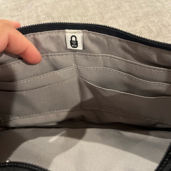 Baggallini Black Belt Bag - Picture 6 of 13